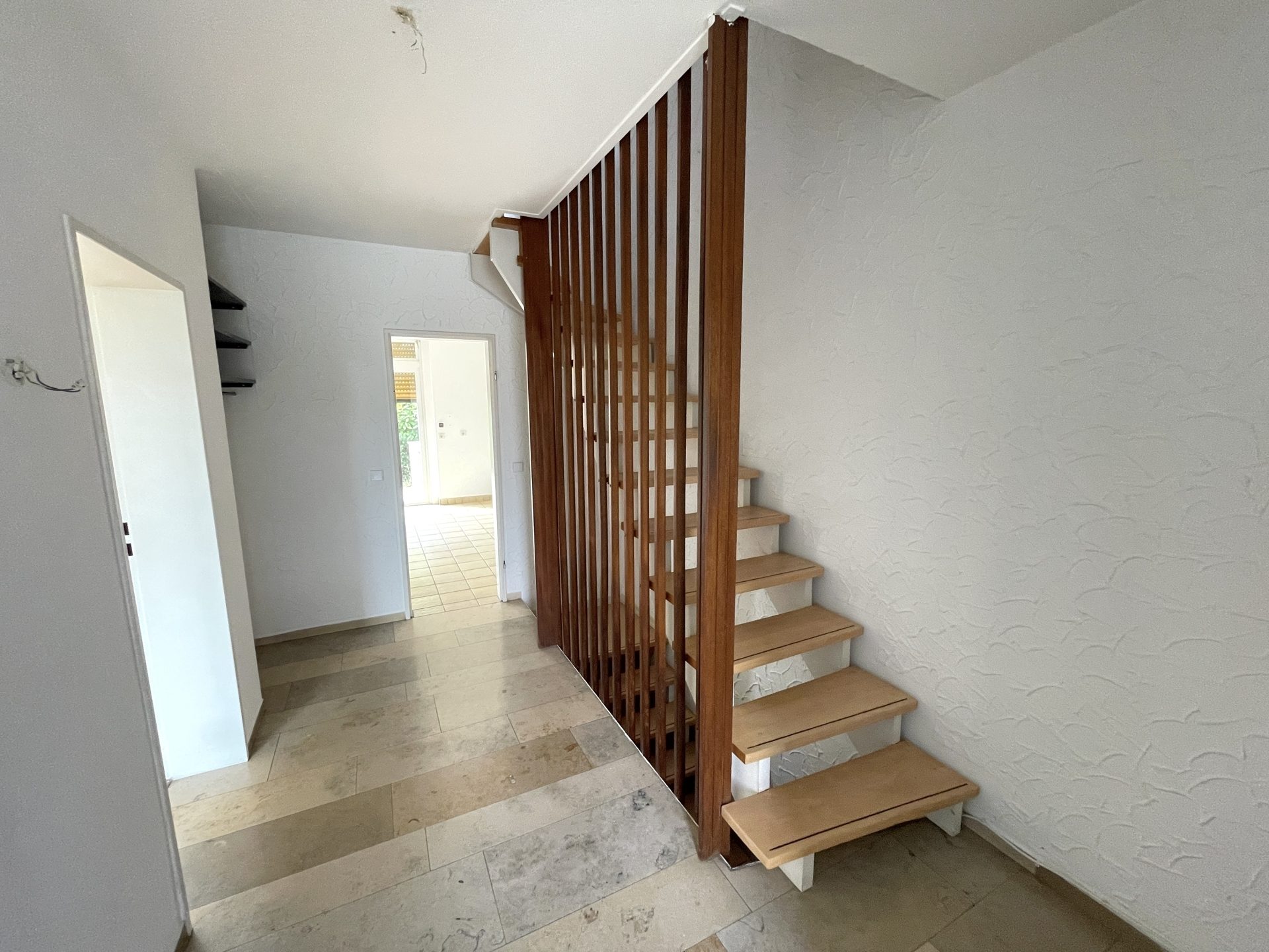 Immobilienangebot - Pulheim / Brauweiler - Haus - Charmantes Einfamilienhaus mit Sonnengarten und Garage - vor den Toren Kölns!