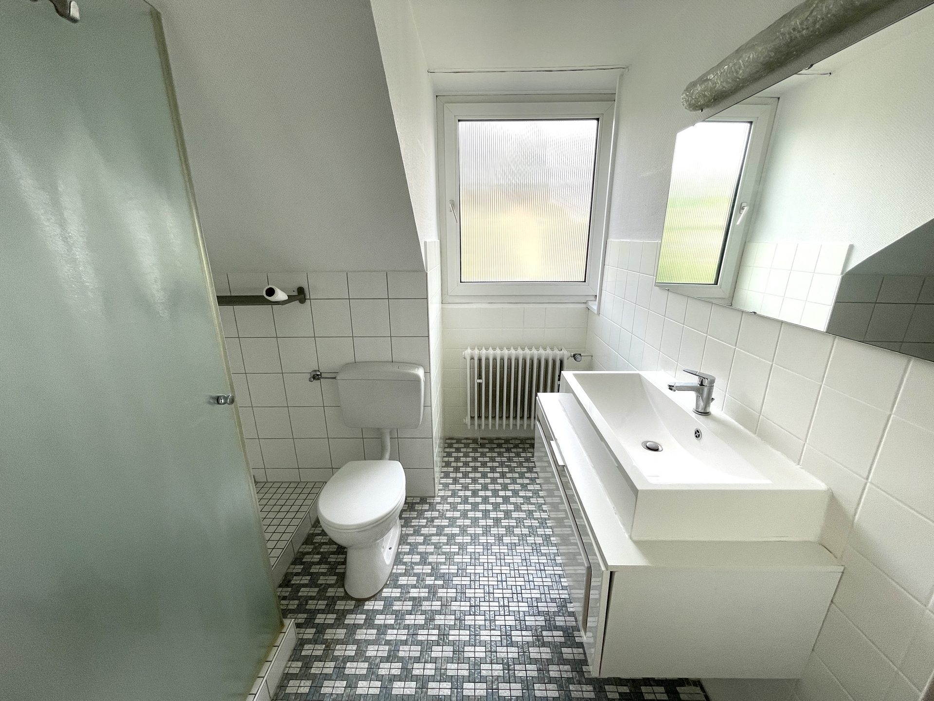 Immobilienangebot - Pulheim / Brauweiler - Haus - Charmantes Einfamilienhaus mit Sonnengarten und Garage - vor den Toren Kölns!