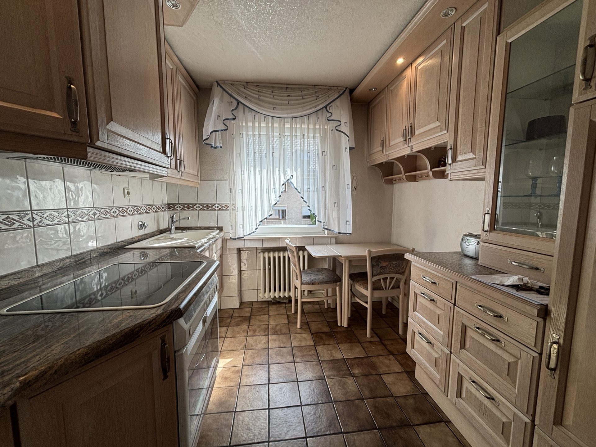 Immobilienangebot - Köln - Wohnung - Großzügig, hell und Einzelgarage in Rhein-Nähe!