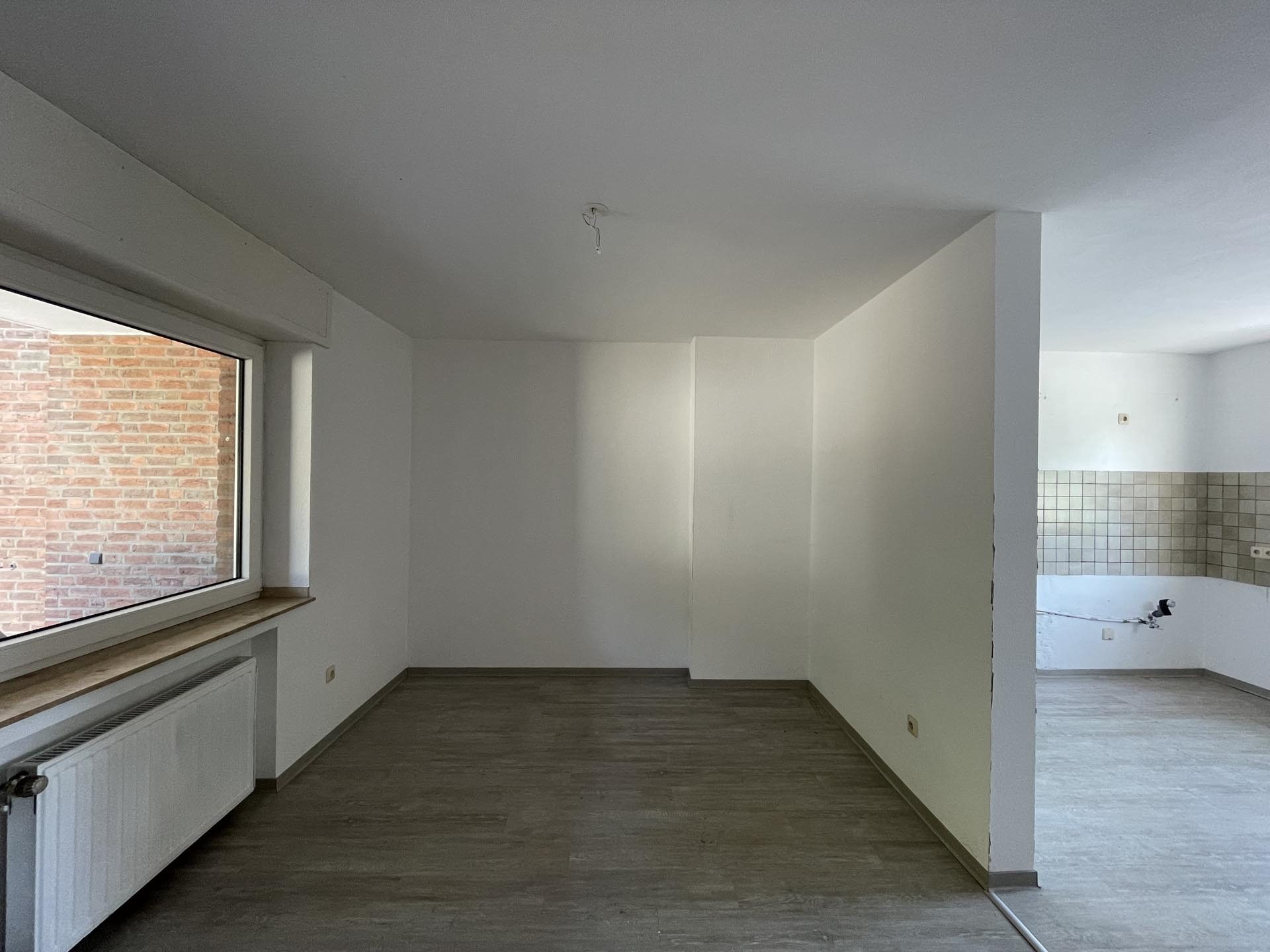 Immobilienangebot - Bedburg-Lipp/Millendorf - Haus - Ein Zuhause mit viel Platz – Doppelhaushälfte auf großzügigem Grundstück