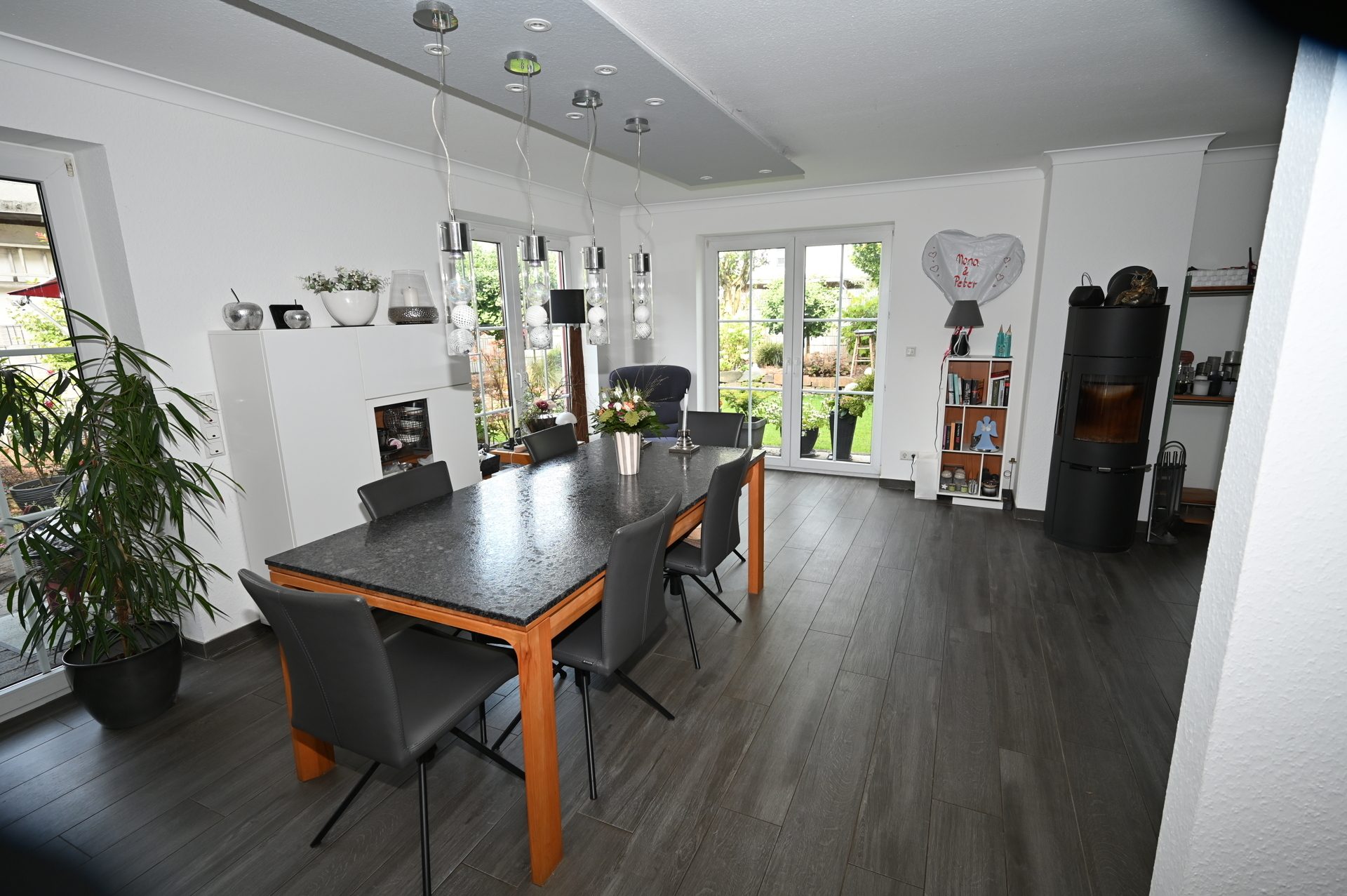 Immobilienangebot - Bergisch Gladbach / Hebborn - Haus - Einziehen & wohlfühlen – modernes Zuhause mit Garten am Waldrand – 2. Objekt verfügbar