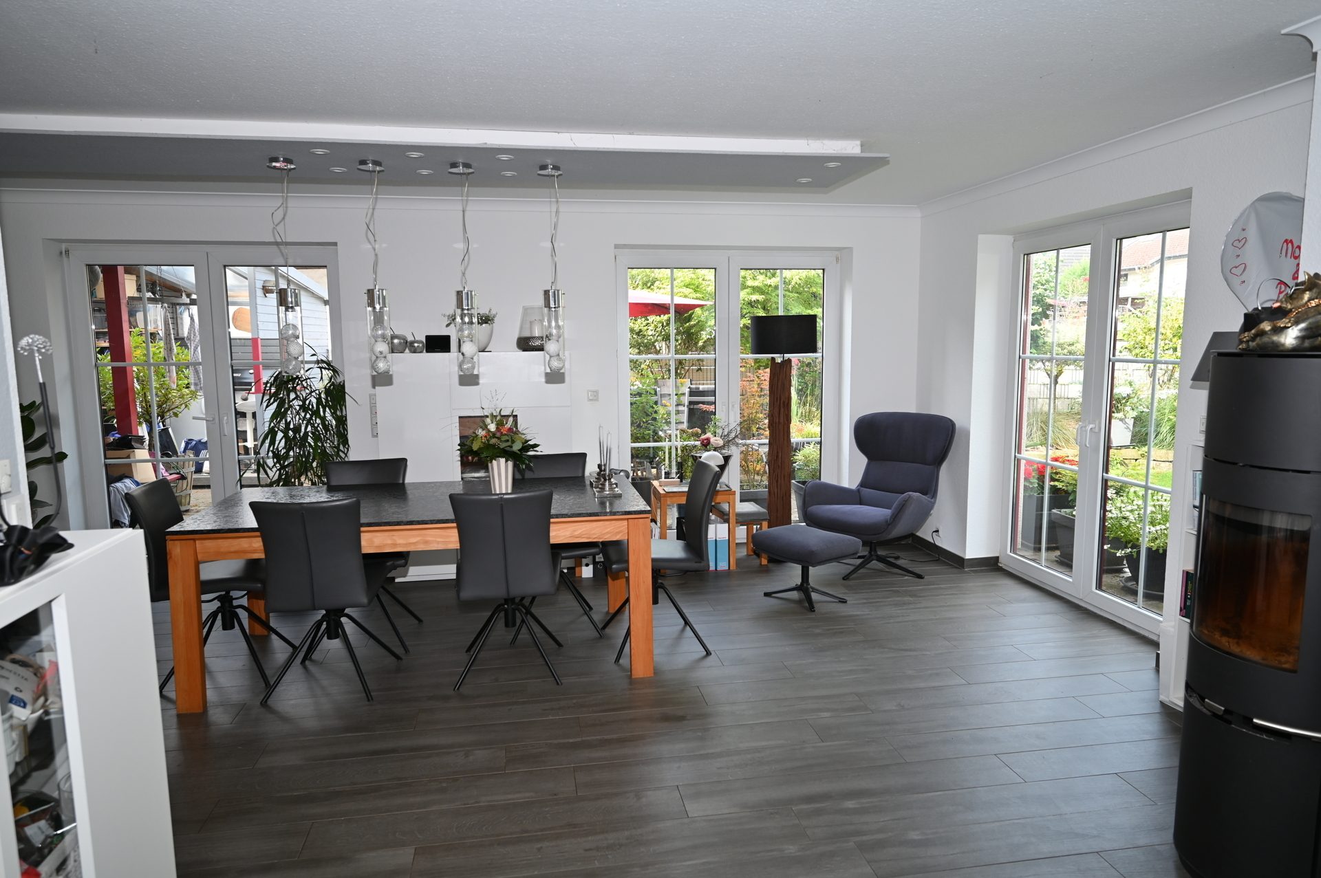 Immobilienangebot - Bergisch Gladbach / Hebborn - Haus - Einziehen & wohlfühlen – modernes Zuhause mit Garten am Waldrand – 2. Objekt verfügbar