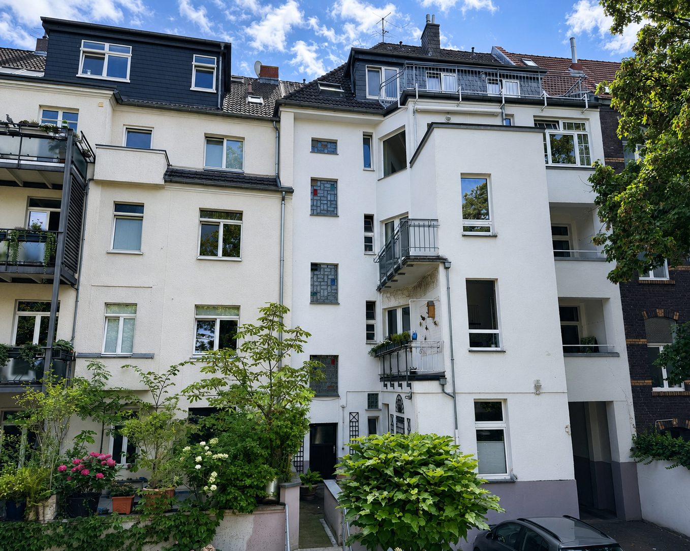 Immobilienangebot - Köln - Wohnung - Altbauflair in Klettenberg mit Stellplatz