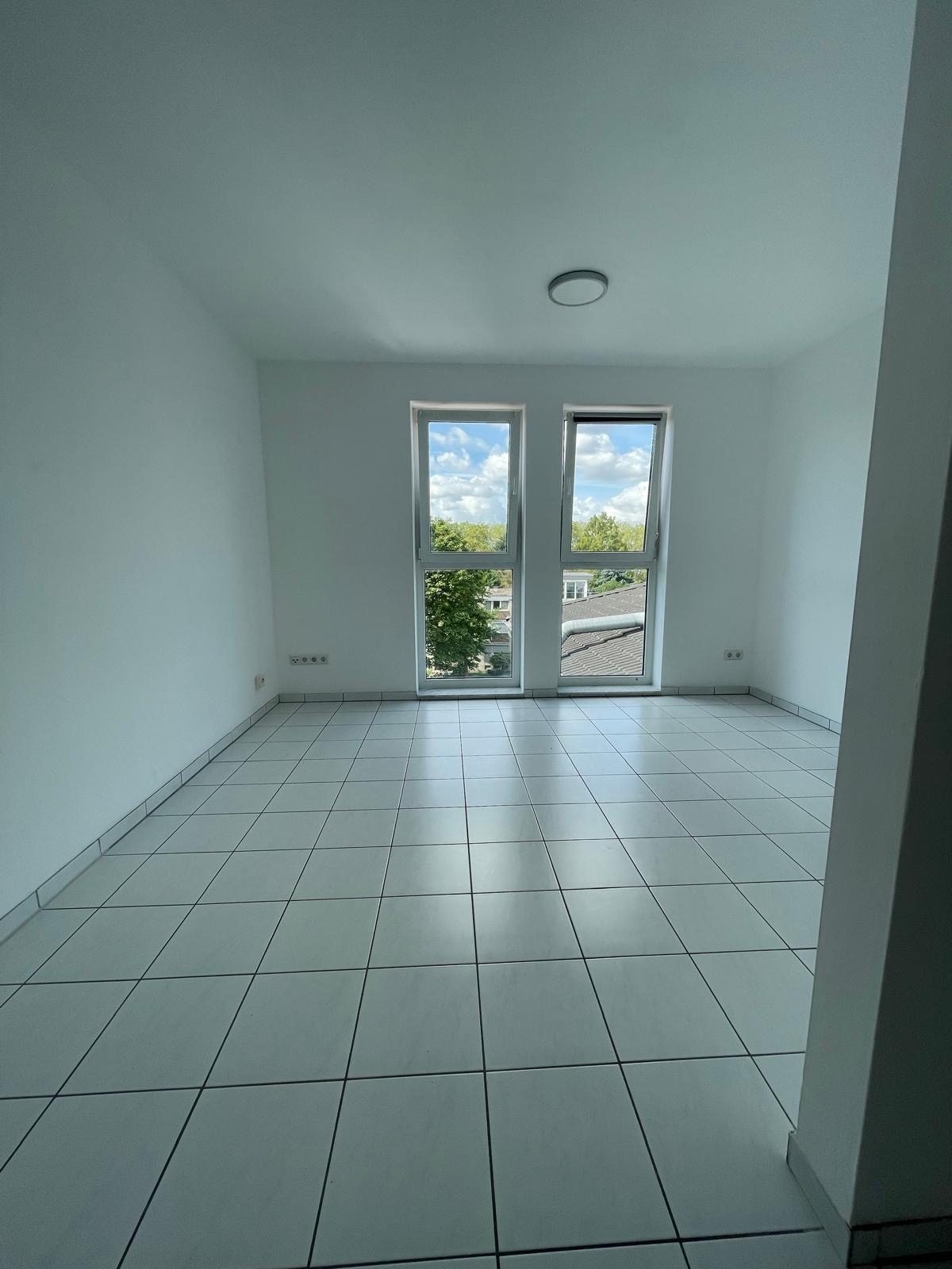 Immobilienangebot - Köln / Nippes - Wohnung - Wohnen mit Blick auf den Kölner Dom!