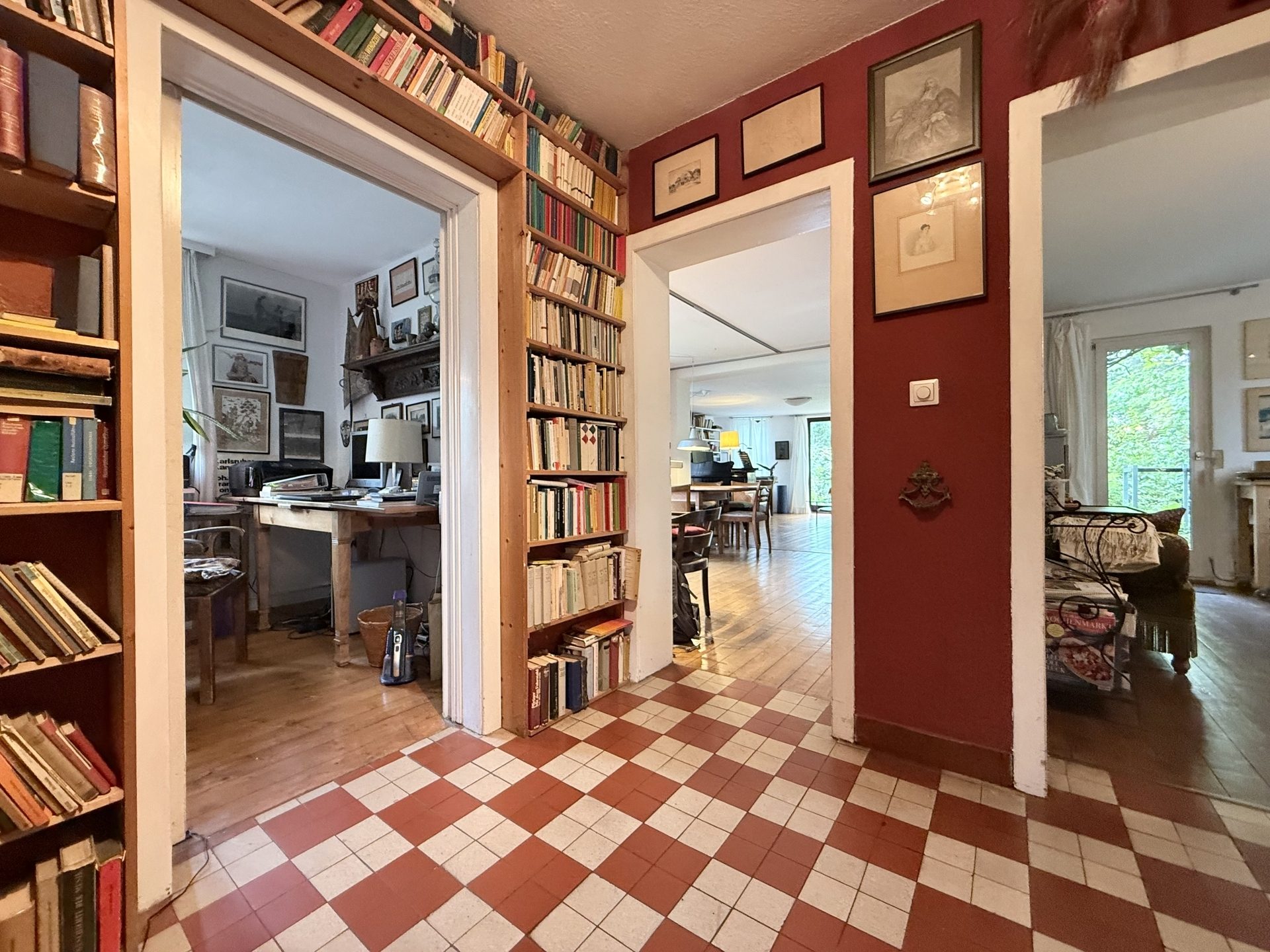 Immobilienangebot - Kerpen / Brüggen - Haus - FREISTEHEND mit großem Grundstück!