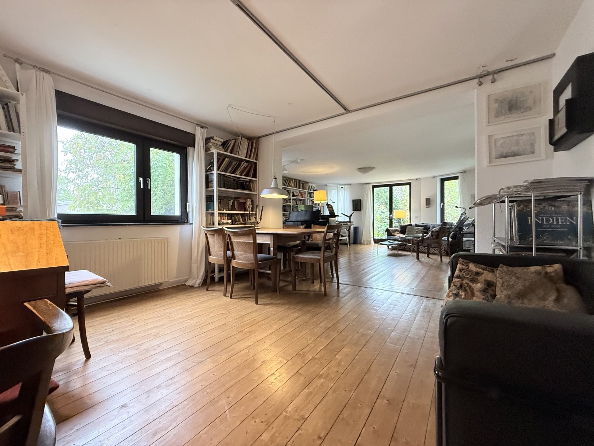 Immobilienangebot - Kerpen / Brüggen - Haus - FREISTEHEND mit großem Grundstück!