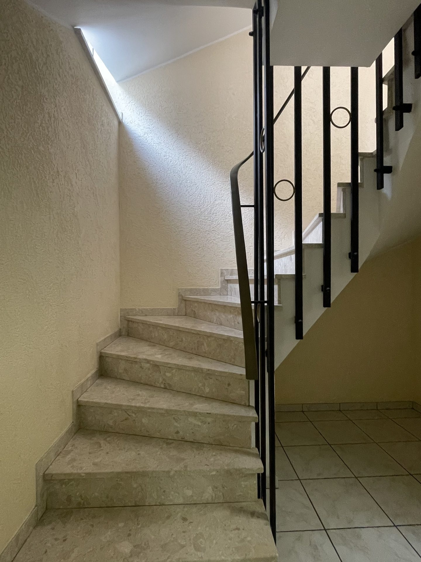 Immobilienangebot - Bergheim - Alle - Attraktive Kapitalanlage: Vollvermietetes Mehrfamilienhaus