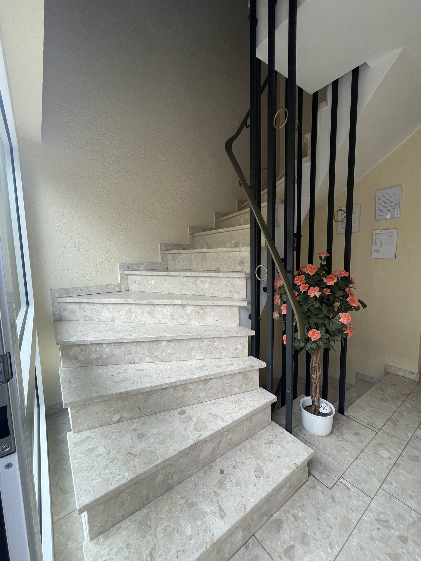Immobilienangebot - Bergheim - Alle - Attraktive Kapitalanlage: Vollvermietetes Mehrfamilienhaus