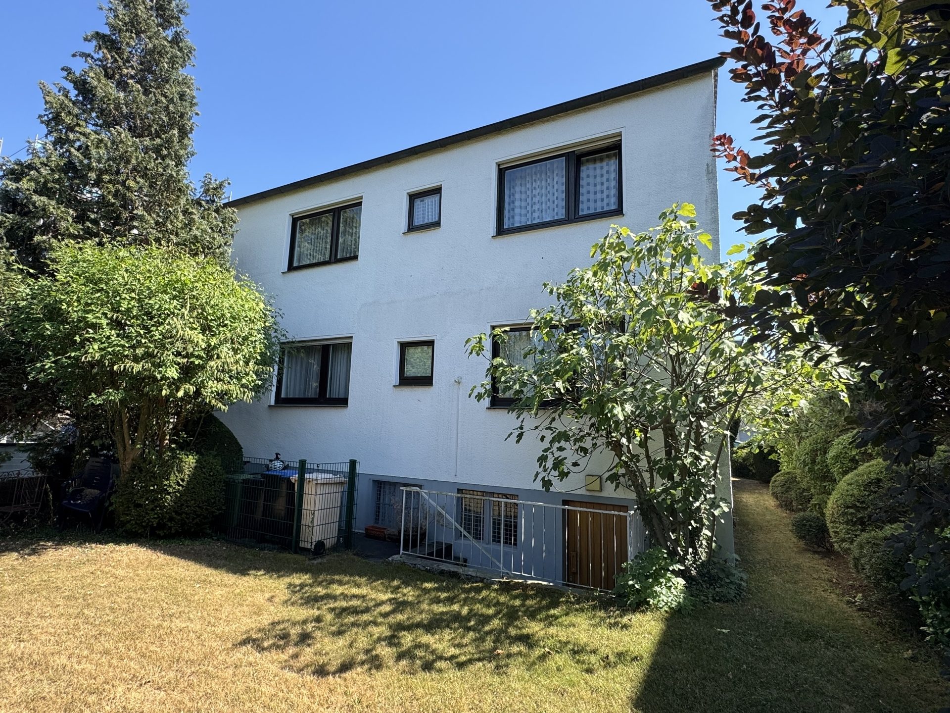 Immobilienangebot - Bonn - Haus - Frei und voller Möglichkeiten – Einfamilienhaus mit Einliegerwohnung