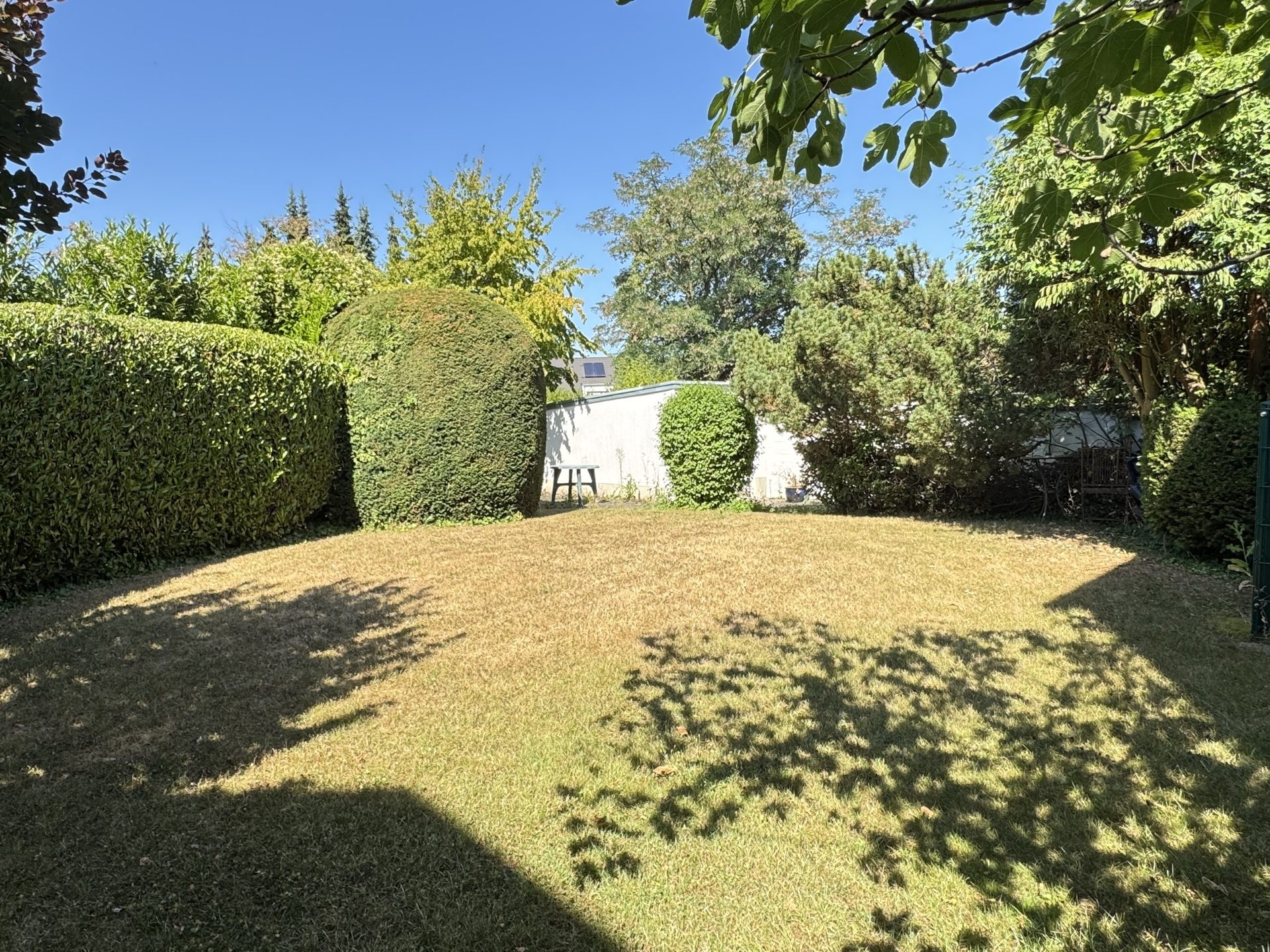 Immobilienangebot - Bonn - Haus - Frei und voller Möglichkeiten – Einfamilienhaus mit Einliegerwohnung