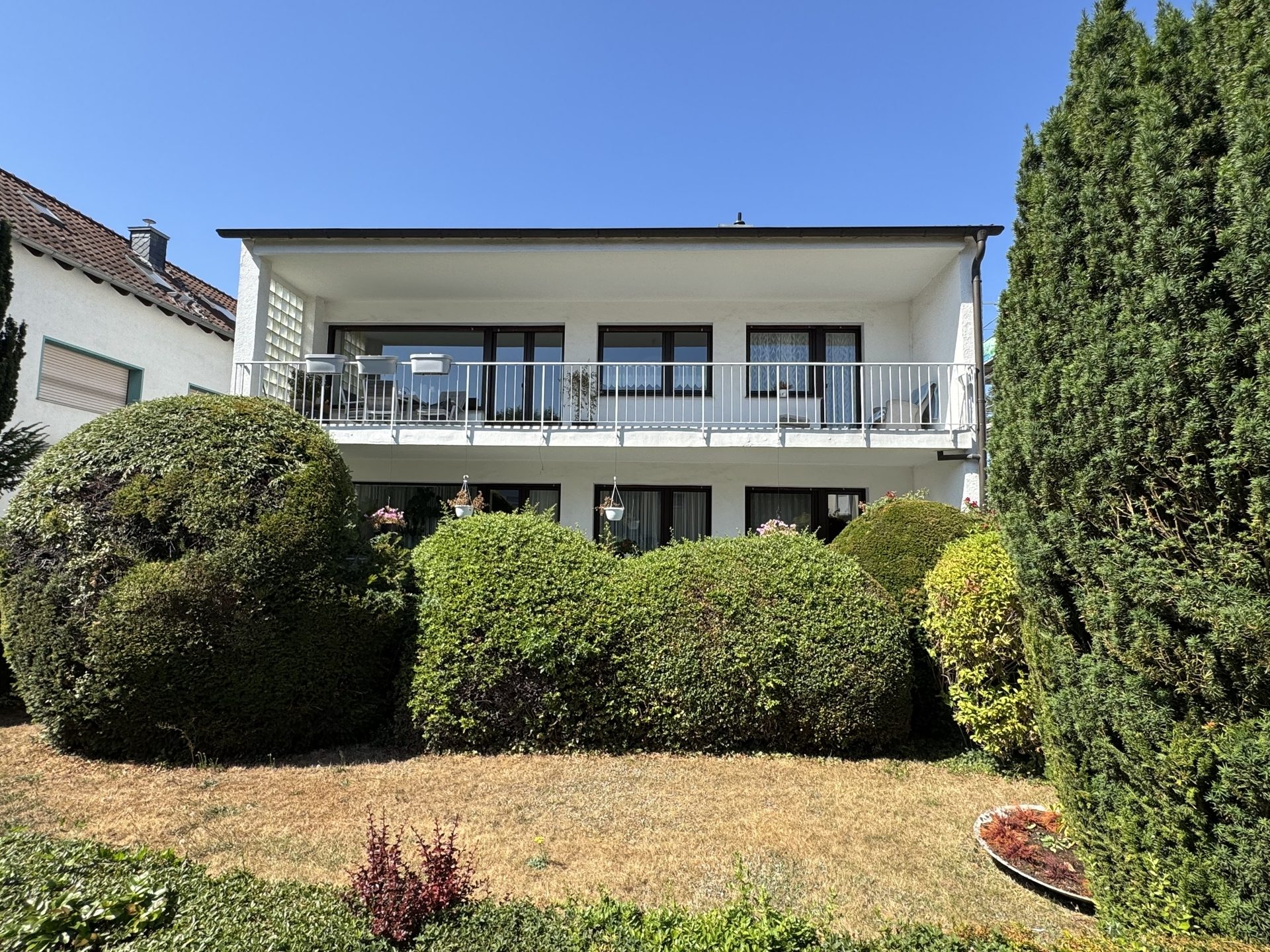 Immobilienangebot - Bonn - Haus - Frei und voller Möglichkeiten – Einfamilienhaus mit Einliegerwohnung