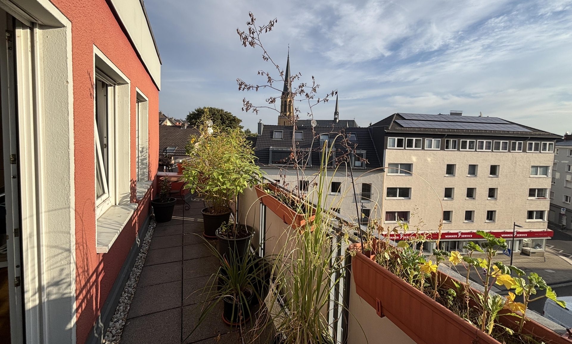 Immobilienangebot - Bonn / Zentrum - Wohnung - Vermietete 1-Zimmer-Eigentumswohnung mit großer Dachterrasse