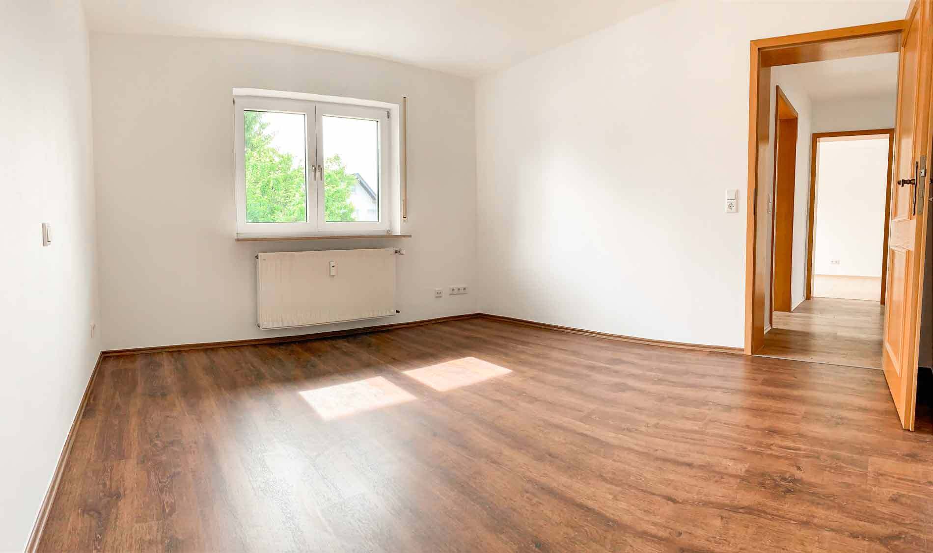 Immobilienangebot - Fulda - Alle - 3-Zimmer-Wohnung mit Küche, Balkon und 2 Stellplätzen in Edelzell
