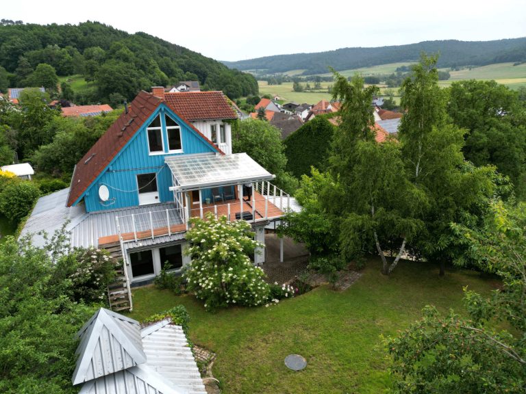 Immobilienangebot - Schlitz - Alle - Niedrigenergiehaus mit Einliegerwohnung und Aussicht ins Grüne