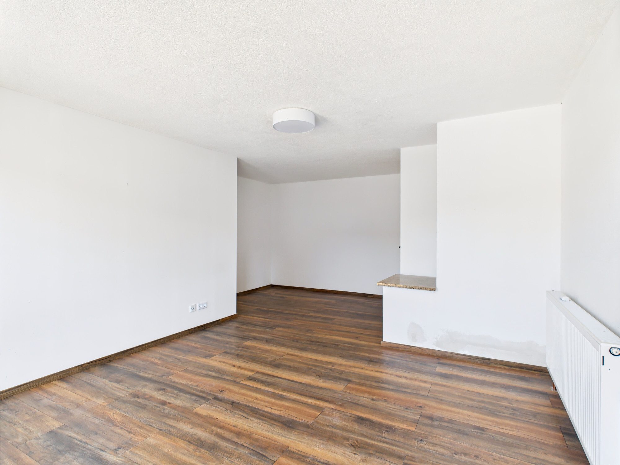 Immobilienangebot - Wartenberg - Alle - 2-Zimmer-Wohnung mit neuer Einbauküche und Gäste-WC