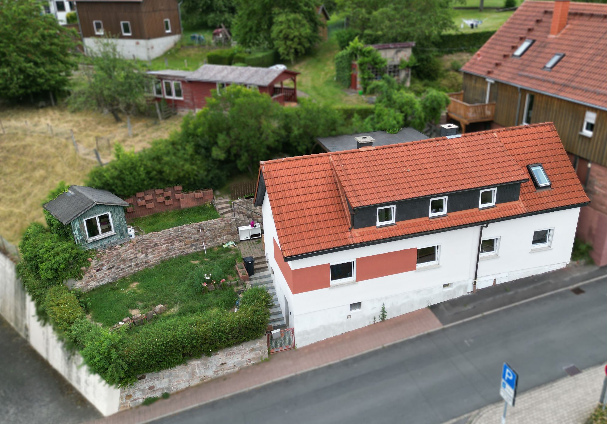 Immobilienangebot - Neuhof - Alle - Platz für die ganze Familie: Einfamilienhaus direkt in Neuhof mit Garten und Balkon