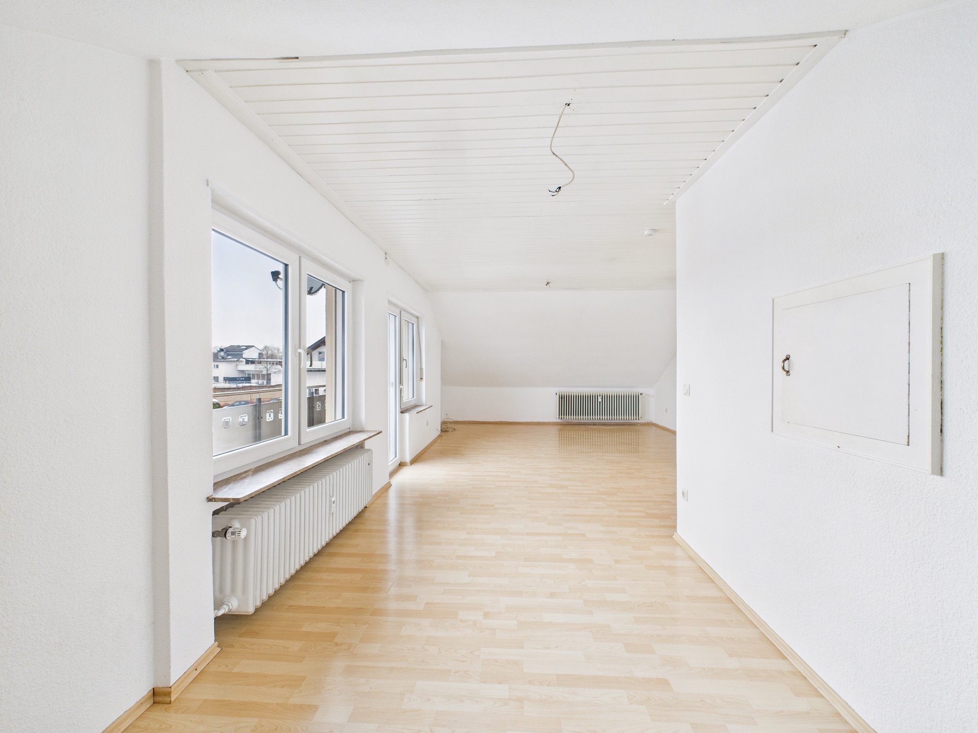 Immobilienangebot - Künzell - Alle - Gut geschnittene Wohnung mit Garage, Keller und eigenem Gartenbereich