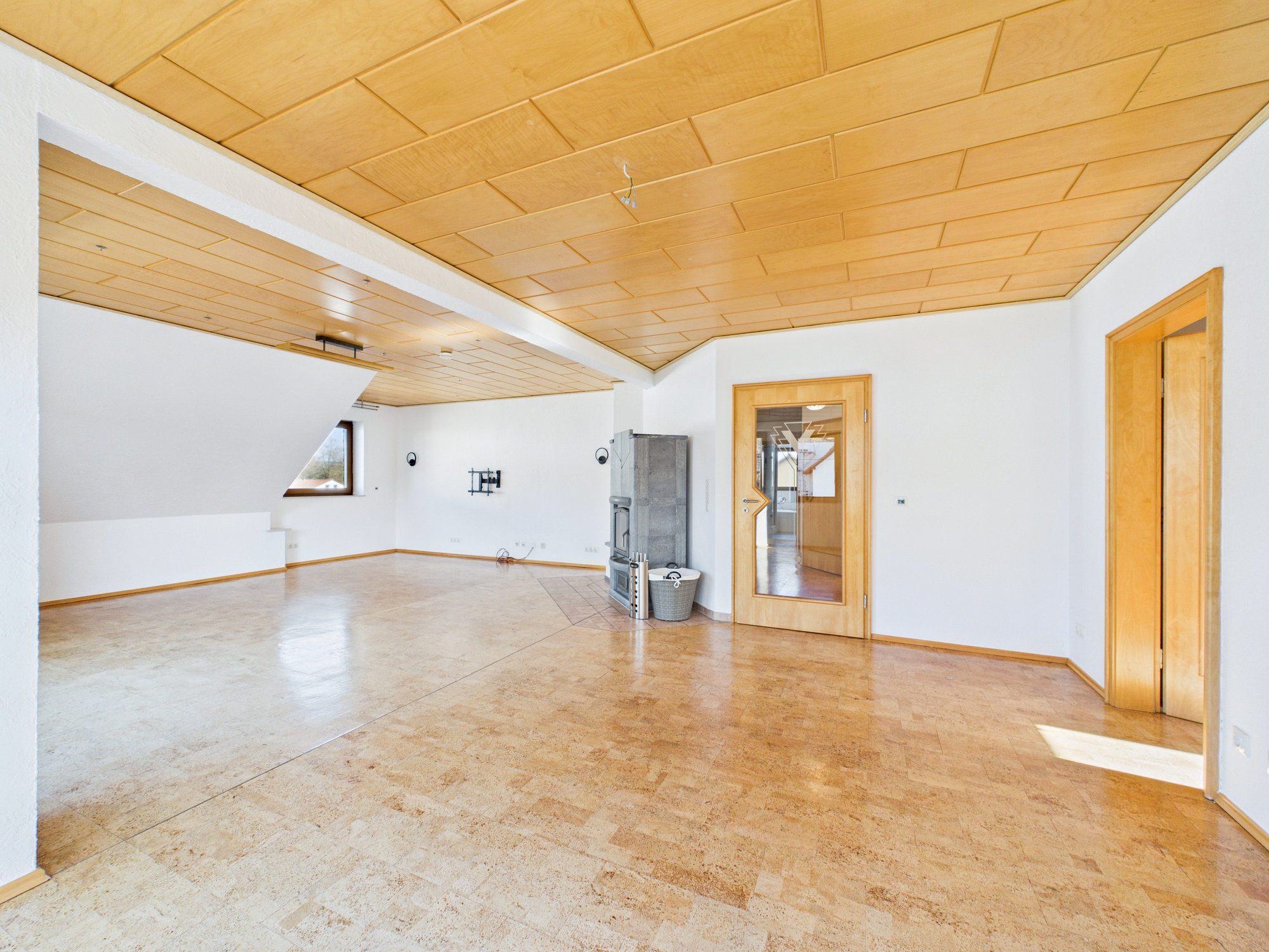 Immobilienangebot - Fulda - Alle - Warum ein Haus kaufen? Wohnen wie im Haus & Kosten clever geteilt