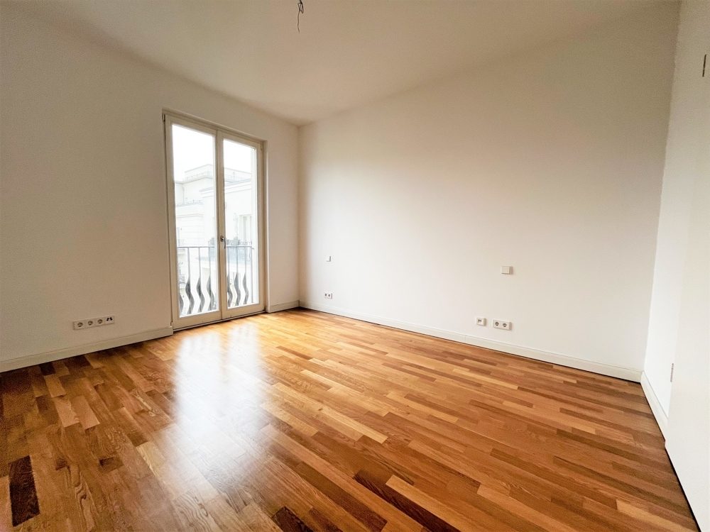 Immobilienangebot - Düsseldorf / Heerdt - Alle - Heinrich Heine Gärten: repräsentative 2-Zimmer
Wohnung mit Bad en Suite und schöner Einbauküche!