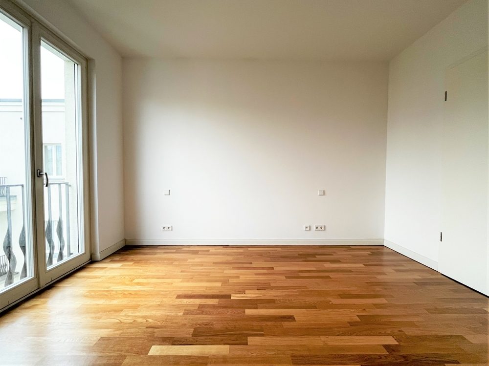 Immobilienangebot - Düsseldorf / Heerdt - Alle - Heinrich Heine Gärten: repräsentative 2-Zimmer
Wohnung mit Bad en Suite und schöner Einbauküche!