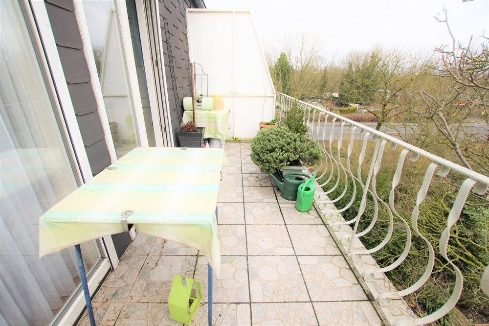 Immobilienangebot - Düsseldorf - Alle - Benrath: sehr schöne 2-Zimmerwohnung mit Blick ins Grüne