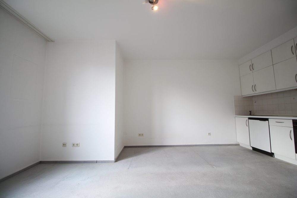 Immobilienangebot - Düsseldorf / Stadtmitte - Alle - Stadtmitte: ca. 29 m² großes Apartment mit Pantryküche und TG- Stellplatz in sehr zentraler Lage