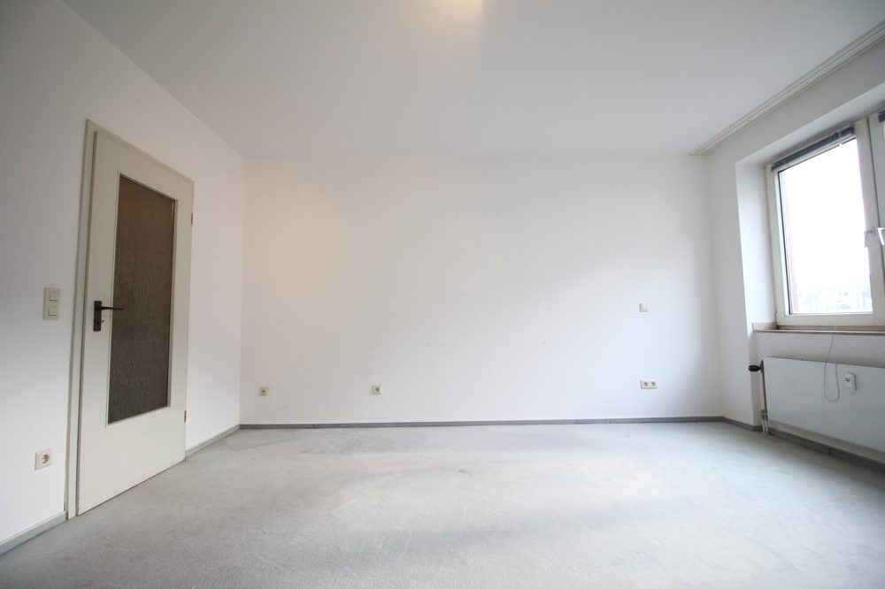 Immobilienangebot - Düsseldorf / Stadtmitte - Alle - Stadtmitte: ca. 29 m² großes Apartment mit Pantryküche und TG- Stellplatz in sehr zentraler Lage