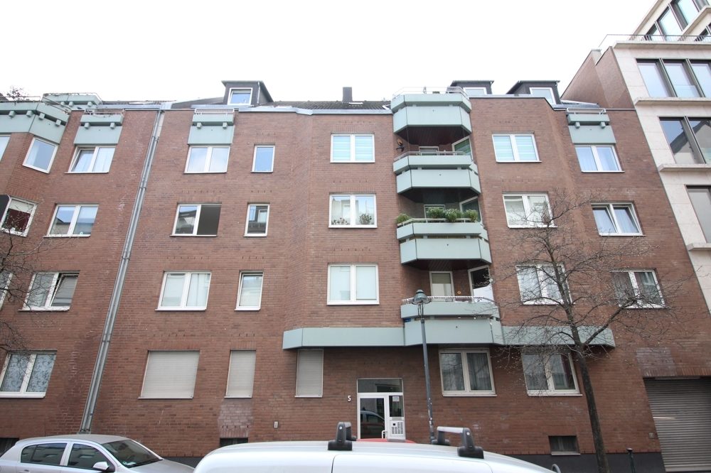 Immobilienangebot - Düsseldorf / Stadtmitte - Alle - Stadtmitte: ca. 29 m² großes Apartment mit Pantryküche und TG- Stellplatz in sehr zentraler Lage