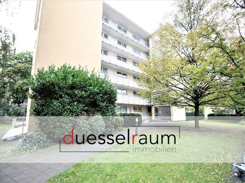 Immobilienangebot - Düsseldorf / Derendorf - Alle - Derendorf: sanierungsbedürftige und gut geschnittene 2- Zimmerwohnung mit Balkon in zentraler Lage