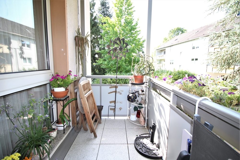 Immobilienangebot - Düsseldorf / Gerresheim - Alle - Gerresheim: gepflegte 2,5 Zimmerwohnung mit Balkon in ruhiger Lage