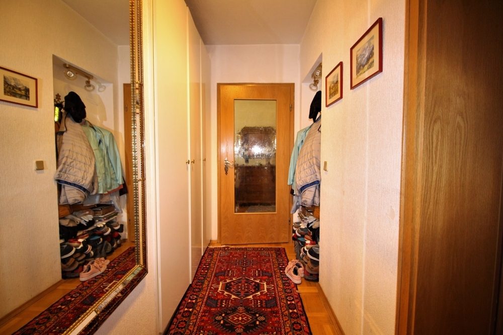 Immobilienangebot - Düsseldorf / Gerresheim - Alle - Gerresheim: gepflegte 2,5 Zimmerwohnung mit Balkon in ruhiger Lage