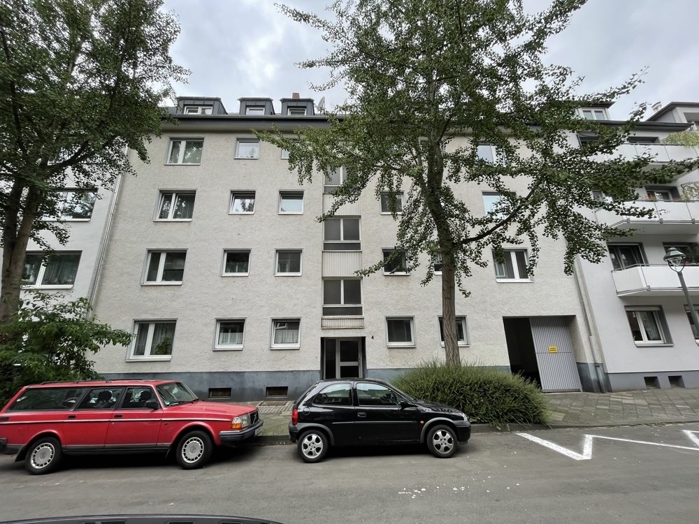 Immobilienangebot - Düsseldorf - Alle - Düsseltal: gut geschnittene und gepflegte 2 Zimmerwohnung mit Loggia und Garage in guter Lage