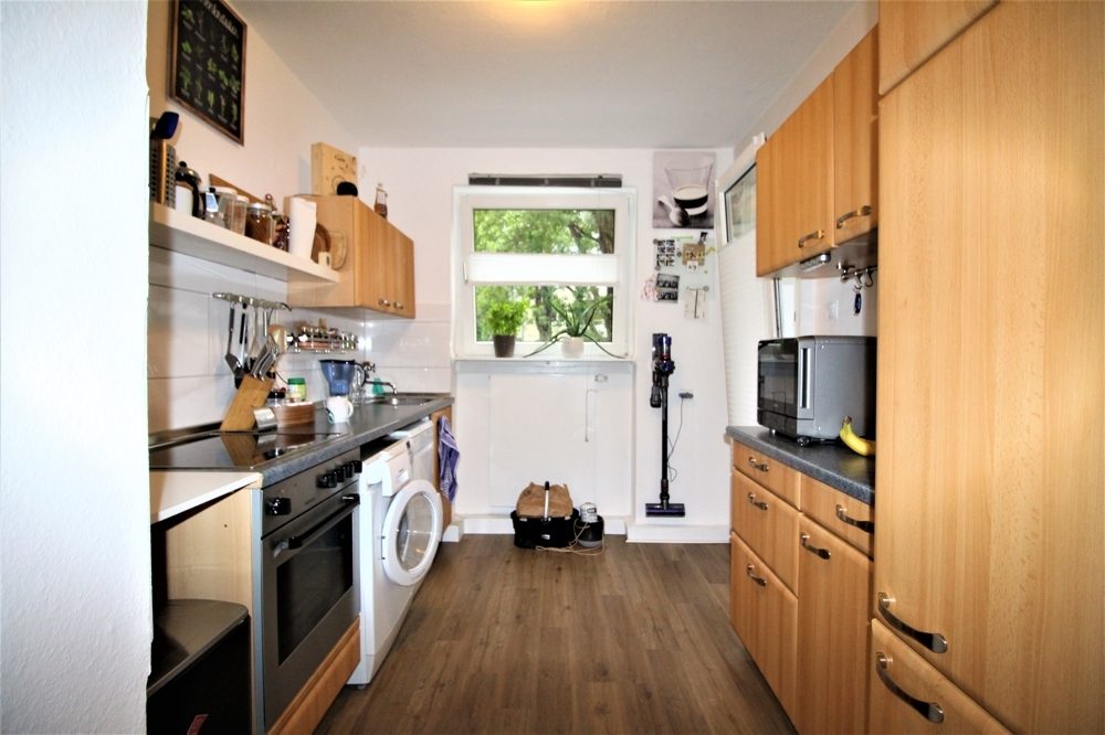 Immobilienangebot - Düsseldorf - Alle - Düsseltal: gut geschnittene und gepflegte 2 Zimmerwohnung mit Loggia und Garage in guter Lage