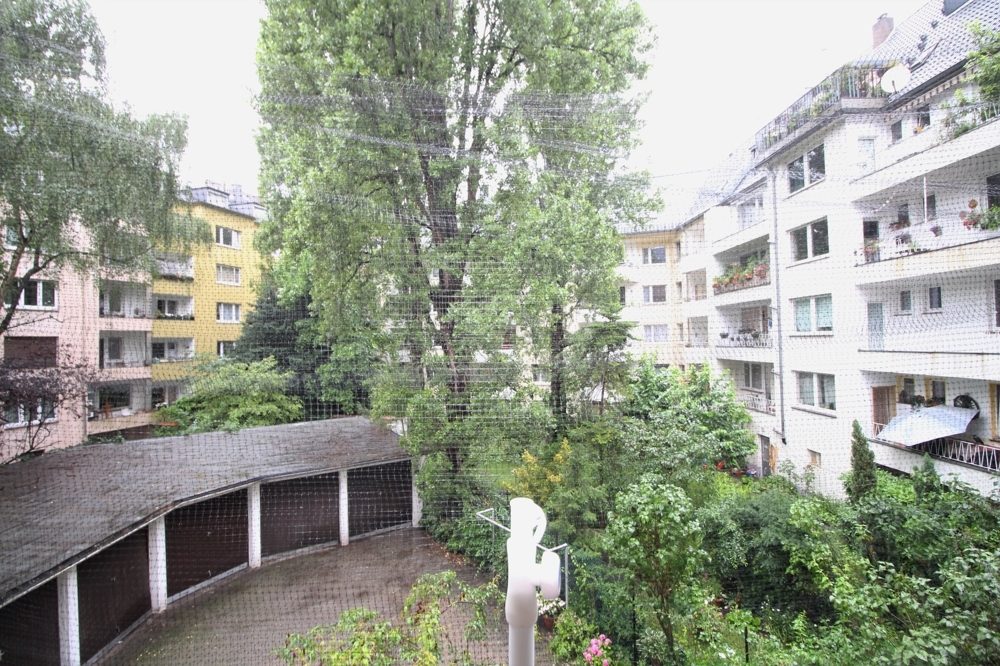 Immobilienangebot - Düsseldorf - Alle - Düsseltal: gut geschnittene und gepflegte 2 Zimmerwohnung mit Loggia und Garage in guter Lage