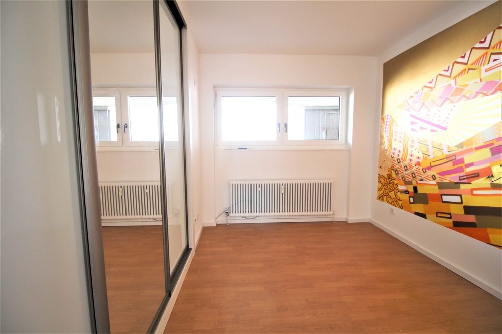 Immobilienangebot - Düsseldorf / Derendorf - Alle - Derendorf: moderne 3 - Zimmer Penthousewohnung mit großer Sonnenterrasse und Wintergarten
