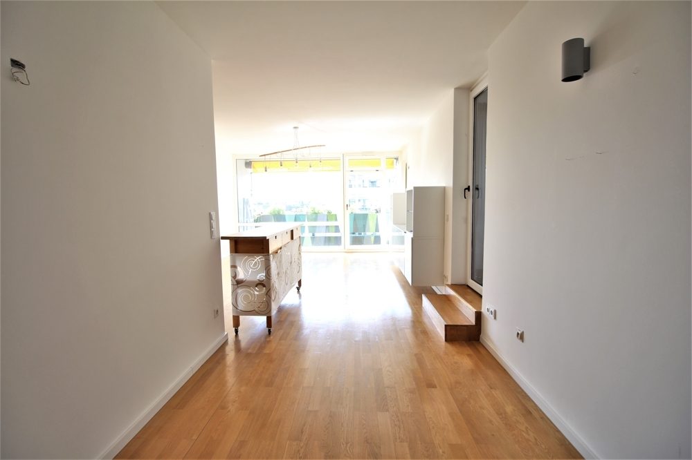 Immobilienangebot - Düsseldorf / Derendorf - Alle - Derendorf: moderne 3 - Zimmer Penthousewohnung mit großer Sonnenterrasse und Wintergarten