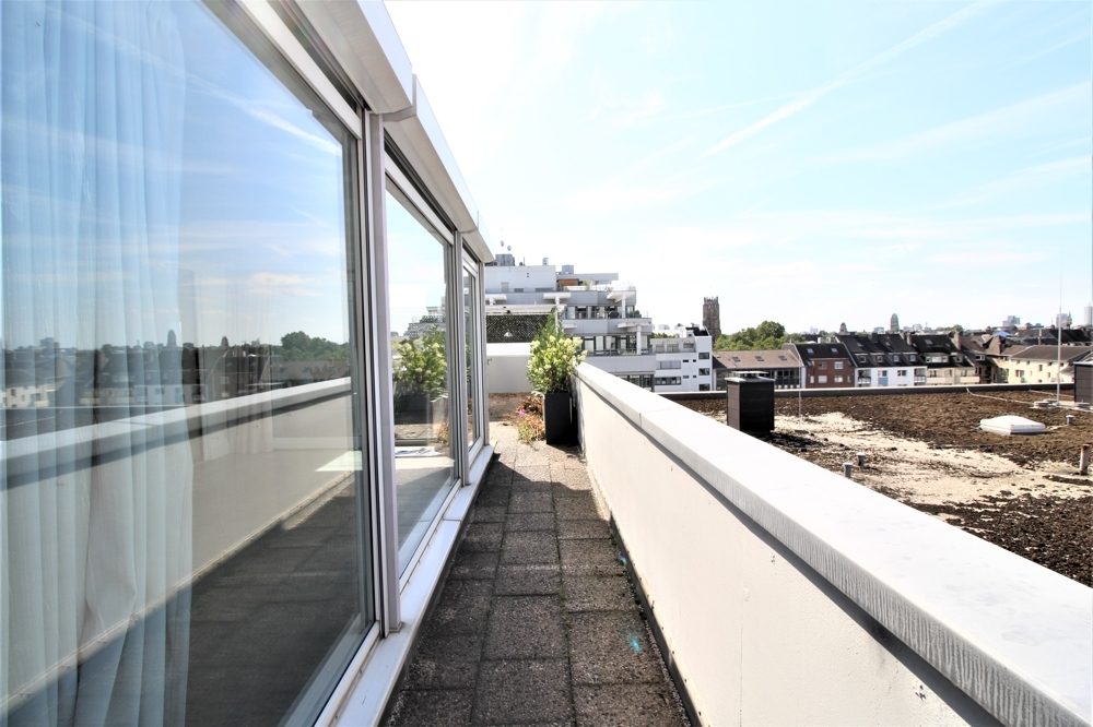 Immobilienangebot - Düsseldorf / Derendorf - Alle - Derendorf: moderne 3 - Zimmer Penthousewohnung mit großer Sonnenterrasse und Wintergarten