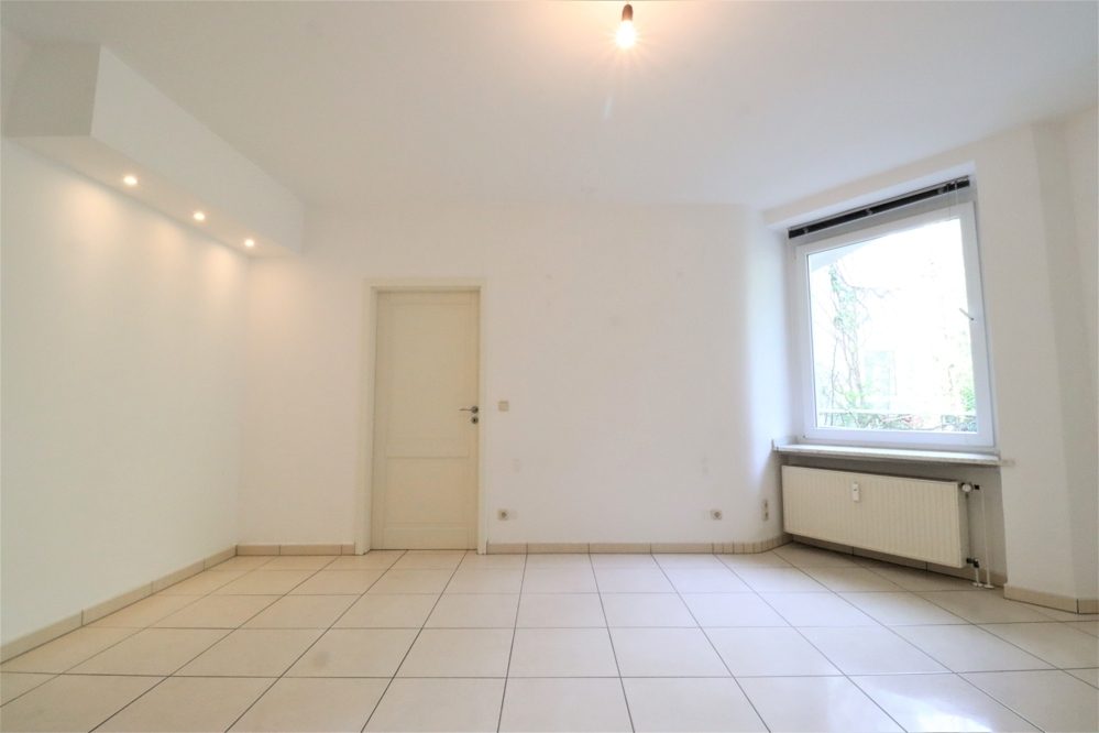 Immobilienangebot - Düsseldorf / Düsseltal - Alle - Düsseltal/Zooviertel: ruhige 3-Zimmer im Jugendstil-Altbau mit 2 Balkonen und eigener Gartenterrasse