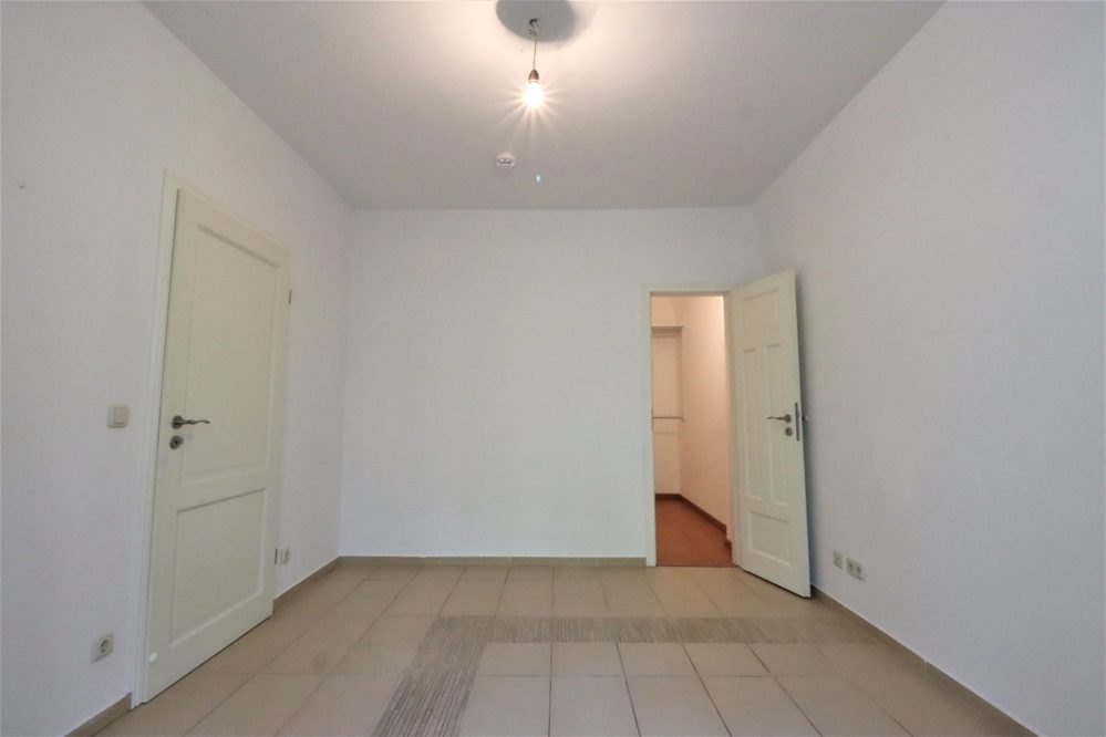 Immobilienangebot - Düsseldorf / Düsseltal - Alle - Düsseltal/Zooviertel: ruhige 3-Zimmer im Jugendstil-Altbau mit 2 Balkonen und eigener Gartenterrasse