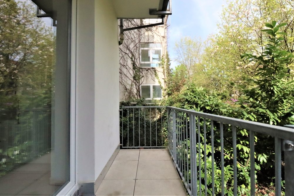 Immobilienangebot - Düsseldorf / Düsseltal - Alle - Düsseltal/Zooviertel: ruhige 3-Zimmer im Jugendstil-Altbau mit 2 Balkonen und eigener Gartenterrasse