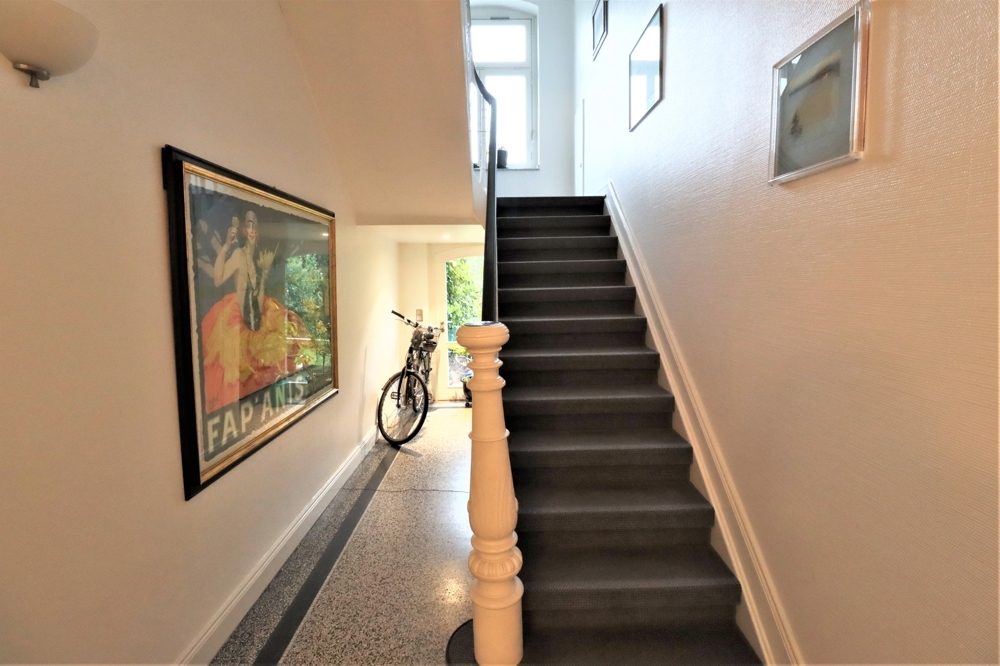 Immobilienangebot - Düsseldorf / Gerresheim - Alle - Gerresheim: zwei gepflegte Dreifamilienhäuser im Paket mit insgesamt 6 Wohneinheiten in guter Lage