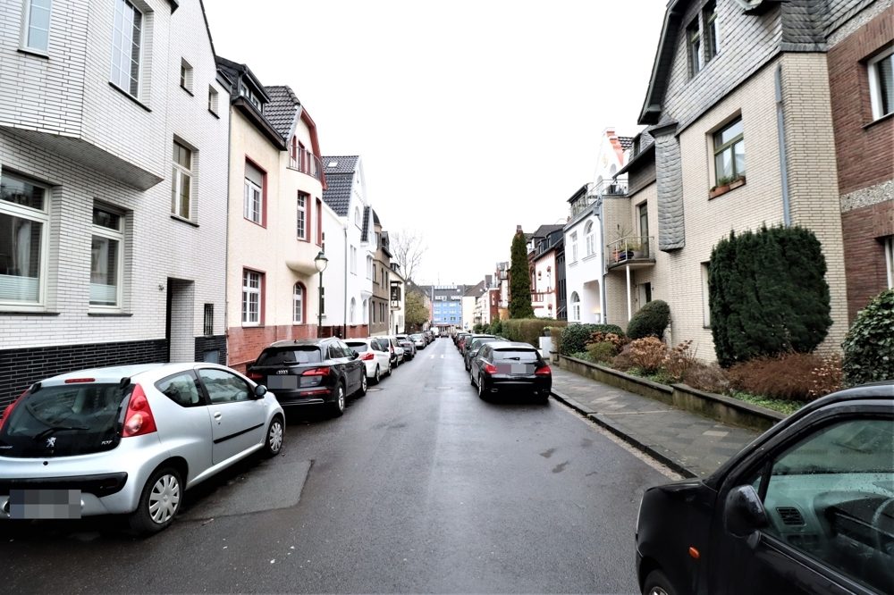 Immobilienangebot - Düsseldorf / Gerresheim - Alle - Gerresheim: zwei gepflegte Dreifamilienhäuser im Paket mit insgesamt 6 Wohneinheiten in guter Lage