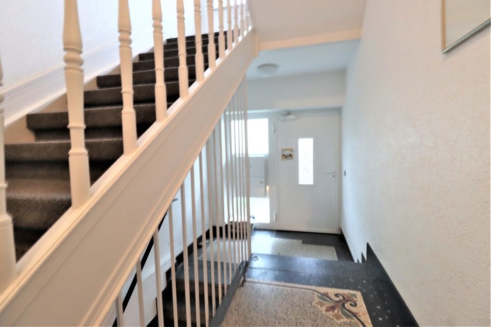 Immobilienangebot - Düsseldorf / Gerresheim - Alle - Gerresheim: zwei gepflegte Dreifamilienhäuser im Paket mit insgesamt 6 Wohneinheiten in guter Lage