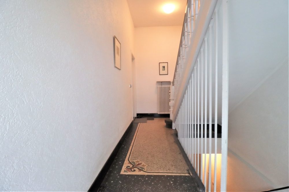 Immobilienangebot - Düsseldorf / Gerresheim - Alle - Gerresheim: zwei gepflegte Dreifamilienhäuser im Paket mit insgesamt 6 Wohneinheiten in guter Lage