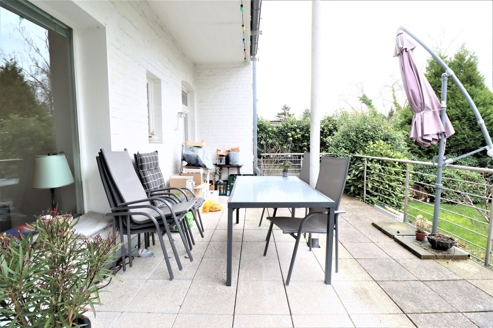 Immobilienangebot - Düsseldorf / Gerresheim - Alle - Gerresheim: zwei gepflegte Dreifamilienhäuser im Paket mit insgesamt 6 Wohneinheiten in guter Lage