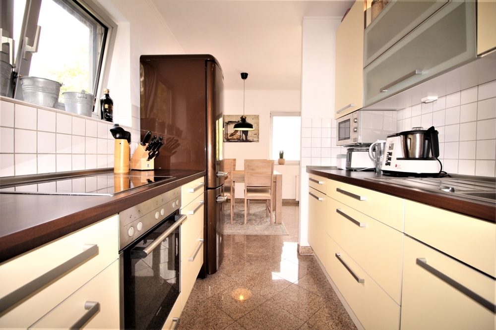 Immobilienangebot - Düsseldorf - Alle - Gepflegte und lichtdurchflutete ca. 82m³ große 3- Zimmer Maisonettewohnung mit Balkon in Stockum