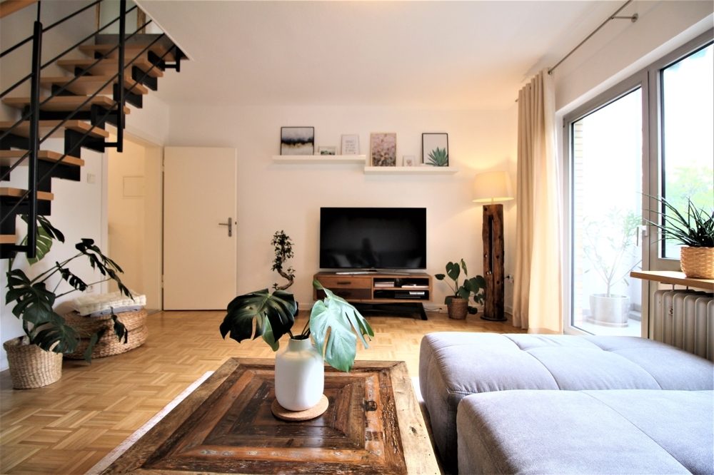 Immobilienangebot - Düsseldorf - Alle - Gepflegte und lichtdurchflutete ca. 82m³ große 3- Zimmer Maisonettewohnung mit Balkon in Stockum