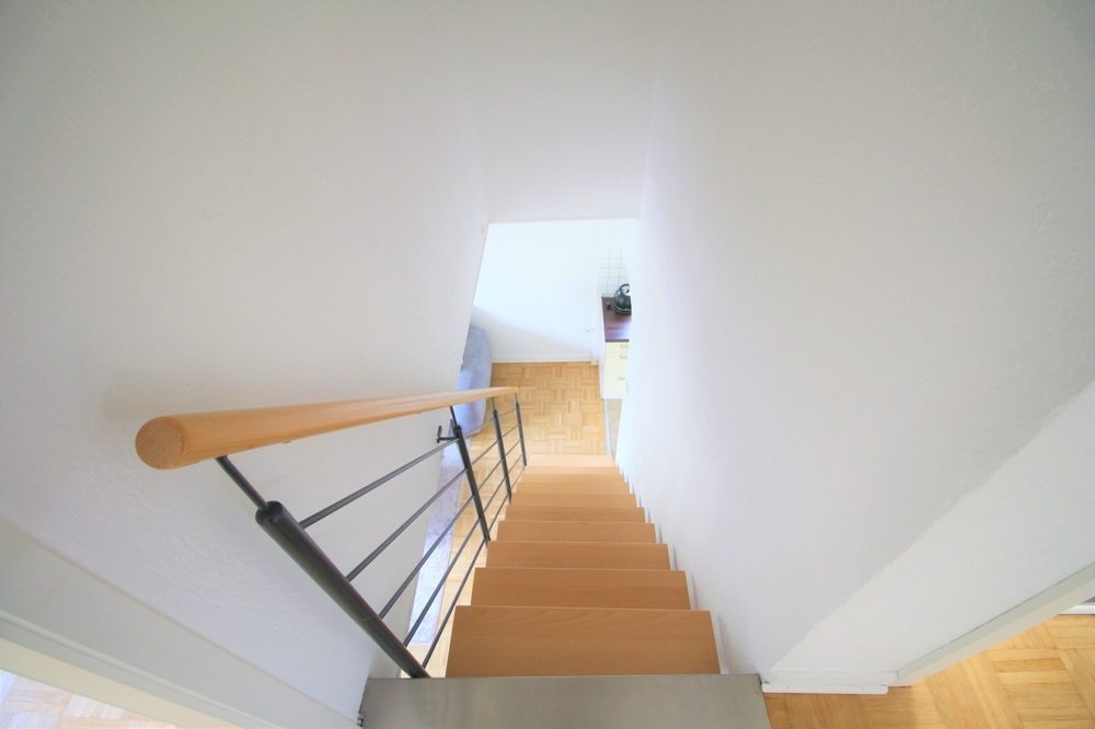 Immobilienangebot - Düsseldorf - Alle - Gepflegte und lichtdurchflutete ca. 82m³ große 3- Zimmer Maisonettewohnung mit Balkon in Stockum