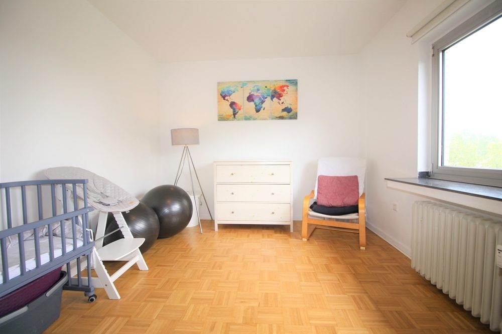 Immobilienangebot - Düsseldorf - Alle - Gepflegte und lichtdurchflutete ca. 82m³ große 3- Zimmer Maisonettewohnung mit Balkon in Stockum