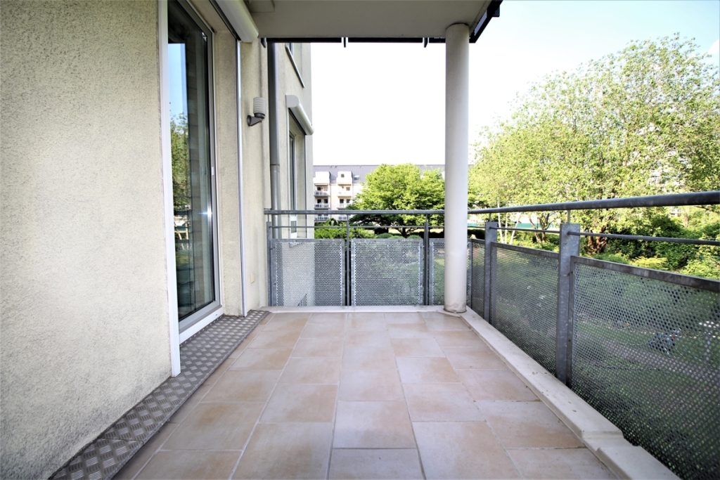 Immobilienangebot - Düsseldorf - Alle - Unterrath: gut geschnittene 3-Zimmer im 1.OG mit EBK, TG-Stellplatz und Balkon in ruhiger Lage